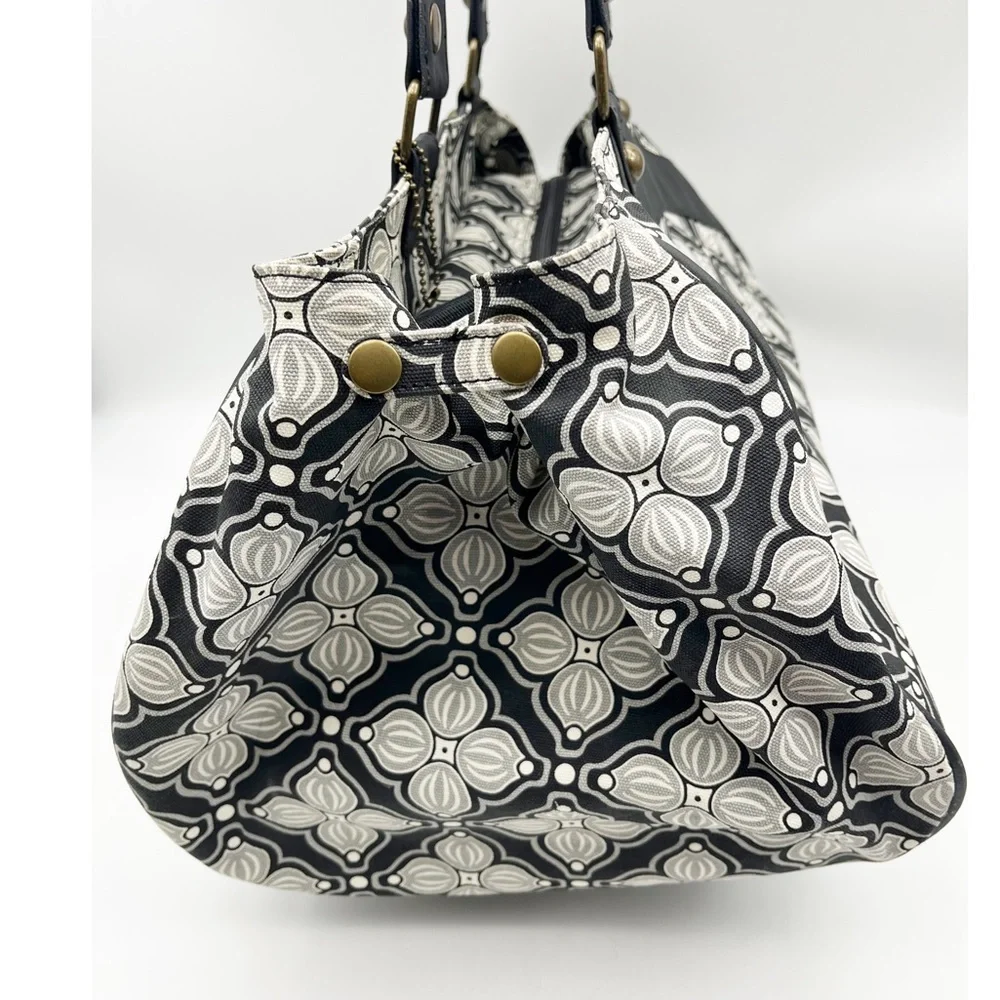 Petunia pickle bottom diaper bag